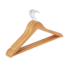 Set di 4 grucce in legno